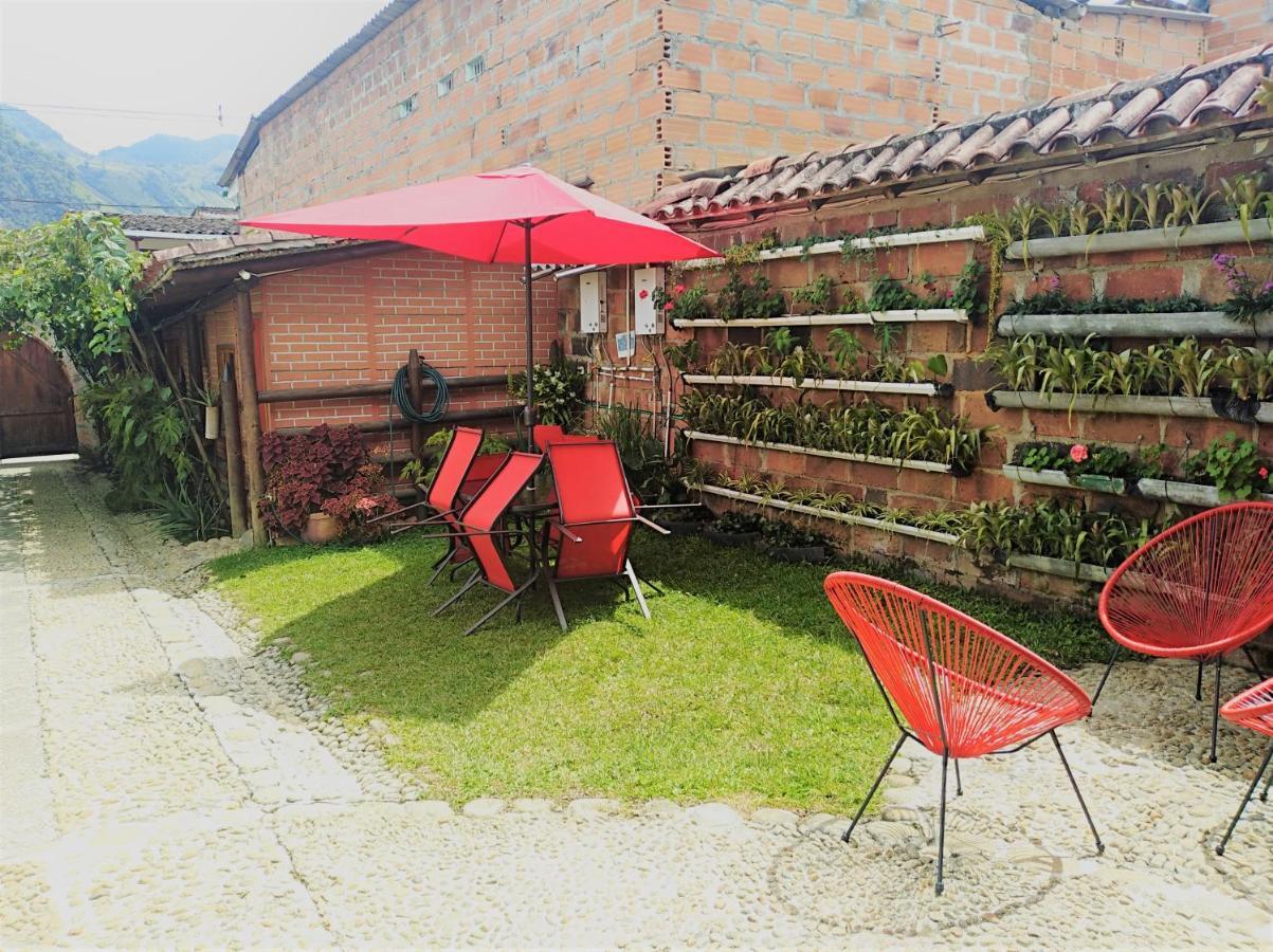 Hotel Kantarrana Urbana Jardín Dış mekan fotoğraf