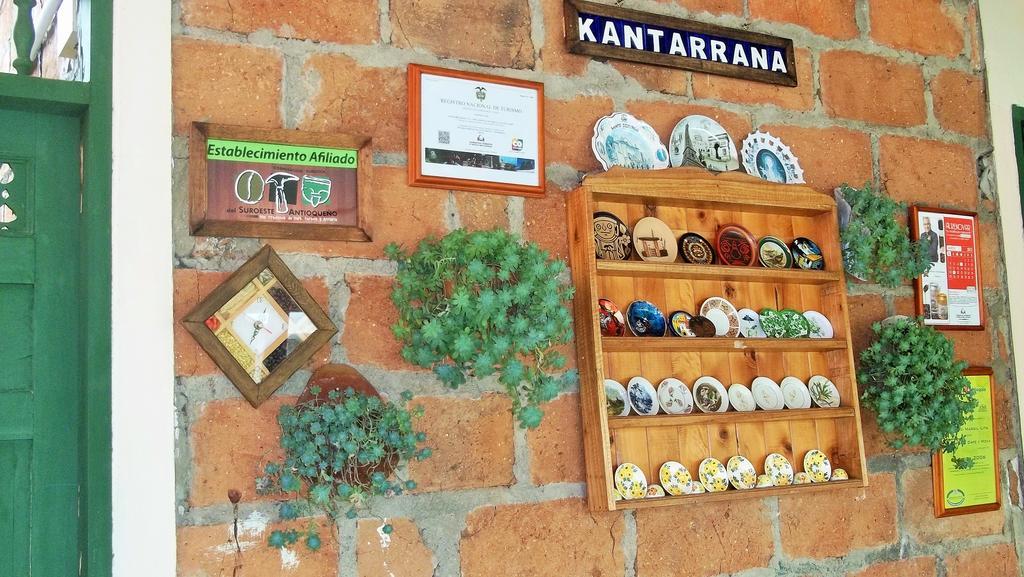 Hotel Kantarrana Urbana Jardín Oda fotoğraf