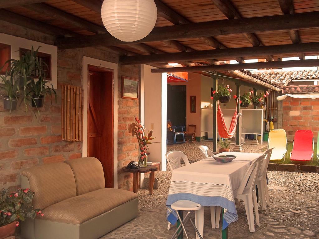 Hotel Kantarrana Urbana Jardín Oda fotoğraf